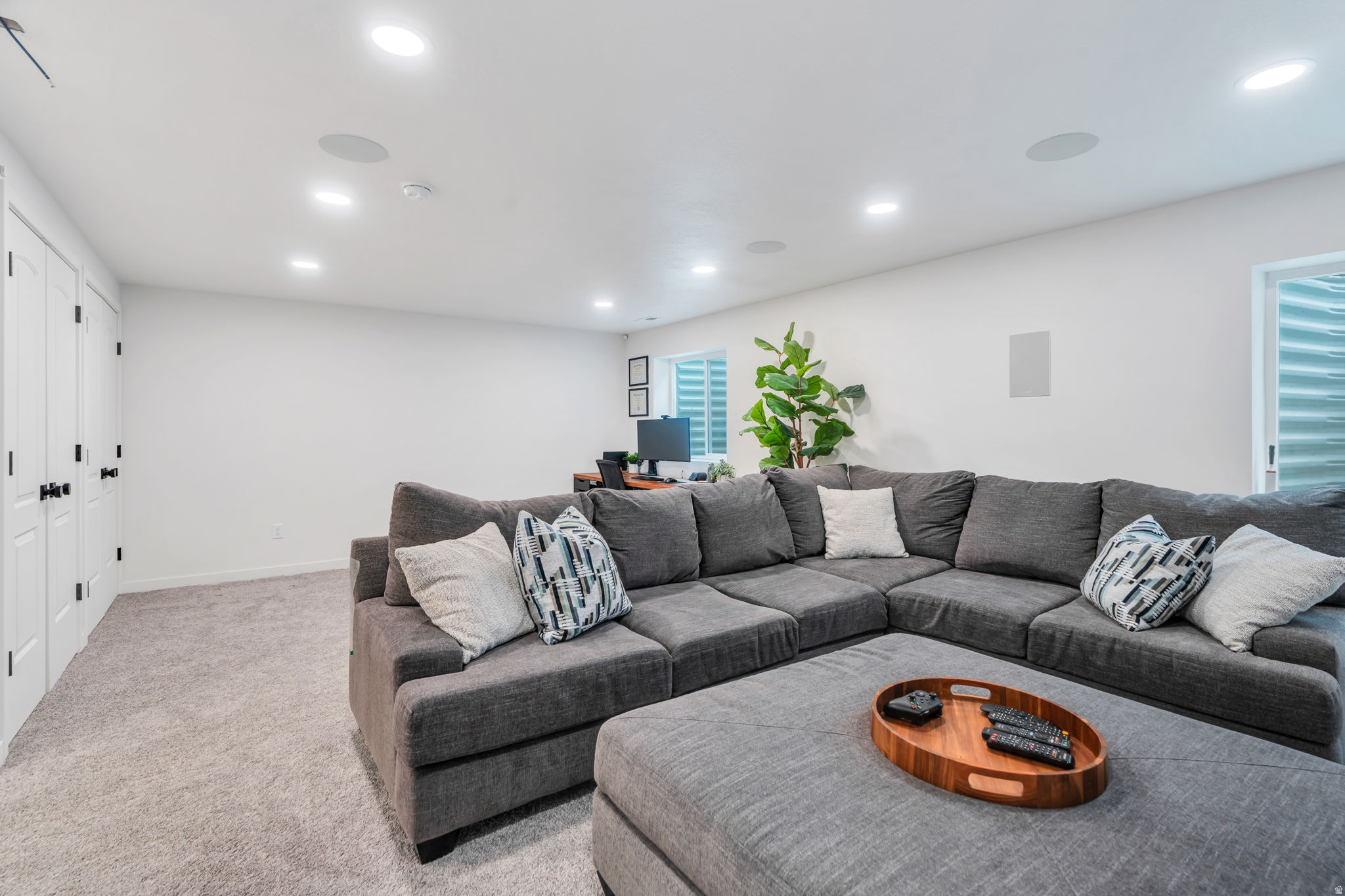 slider-image-number-24