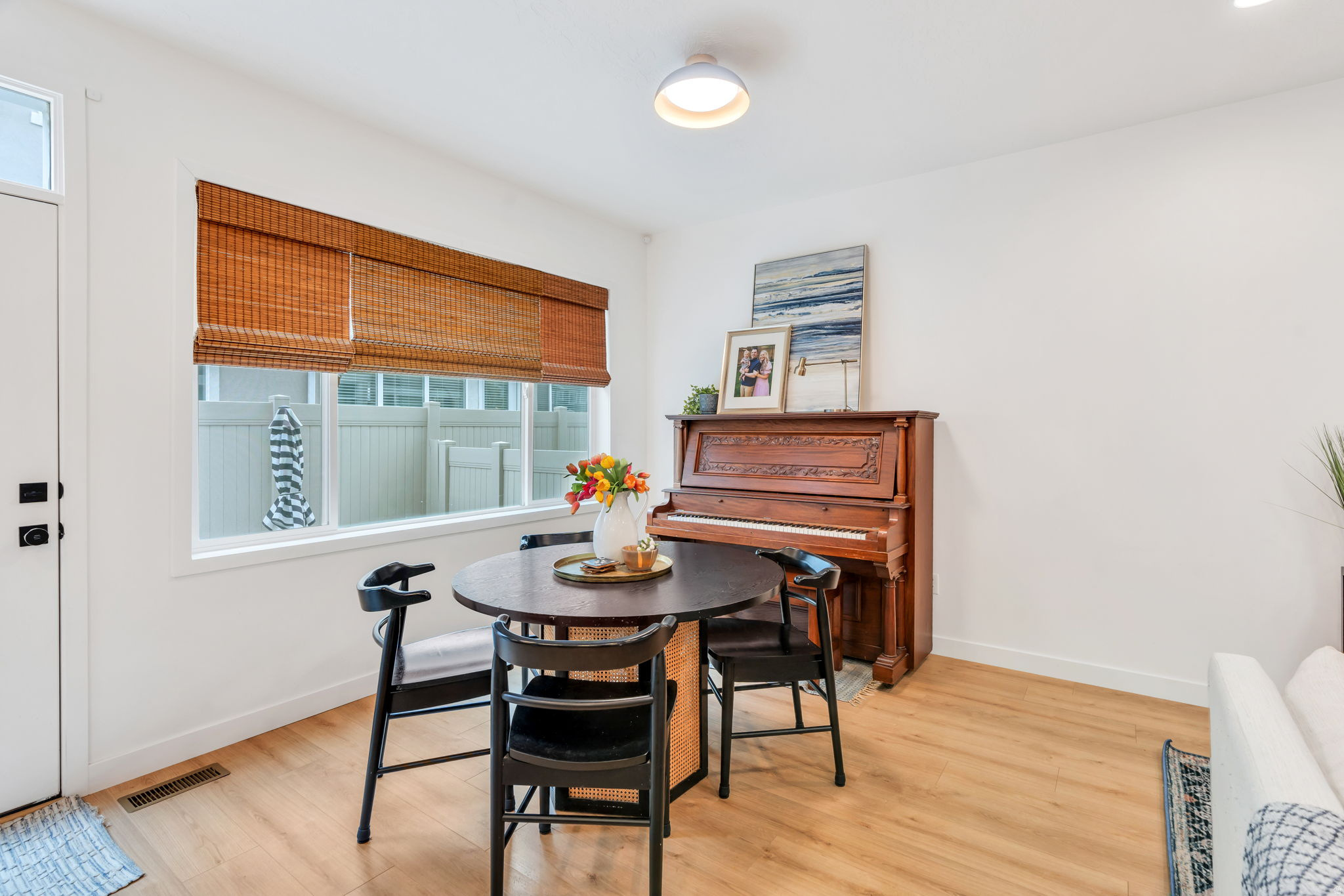 slider-image-number-8