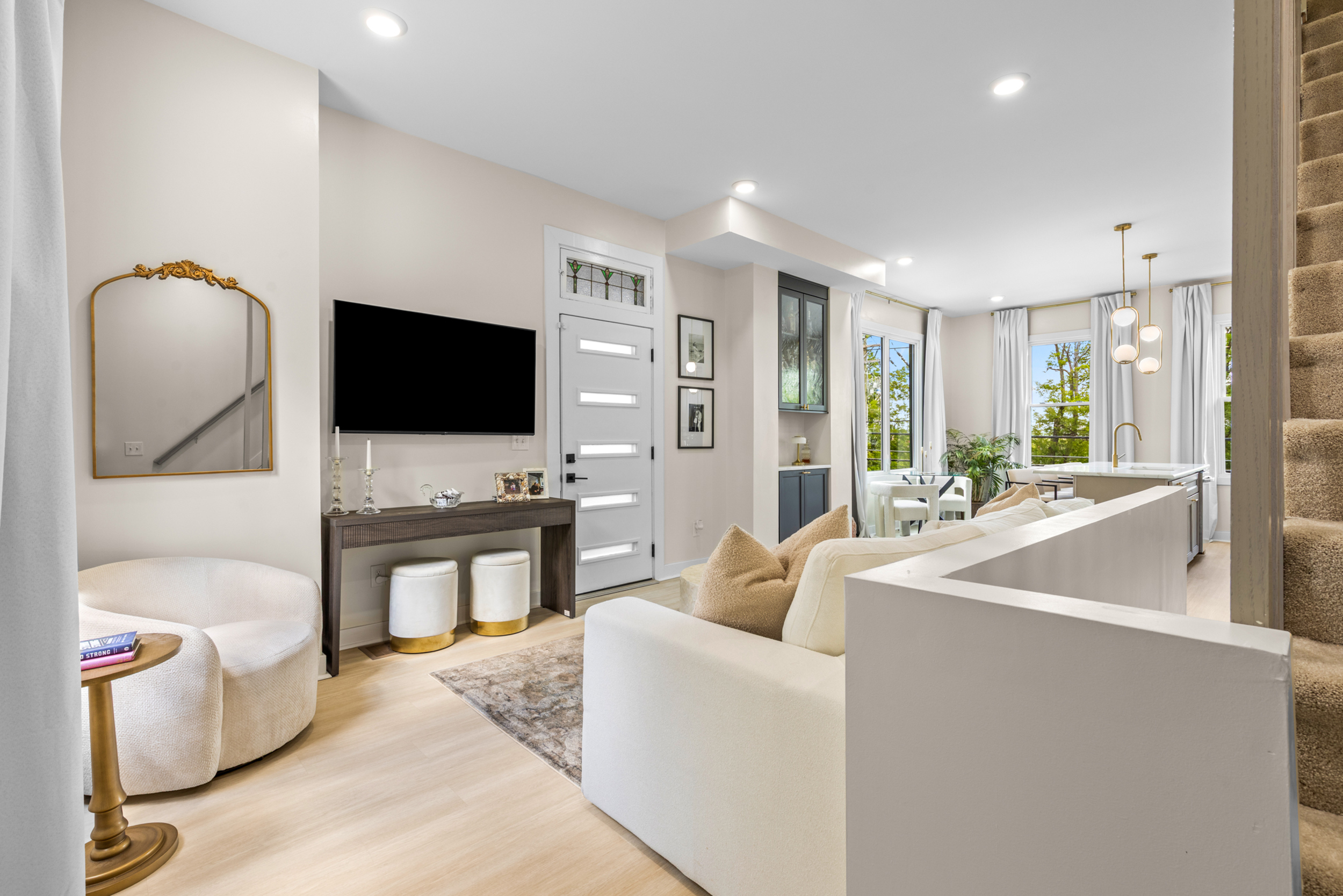 slider-image-number-4