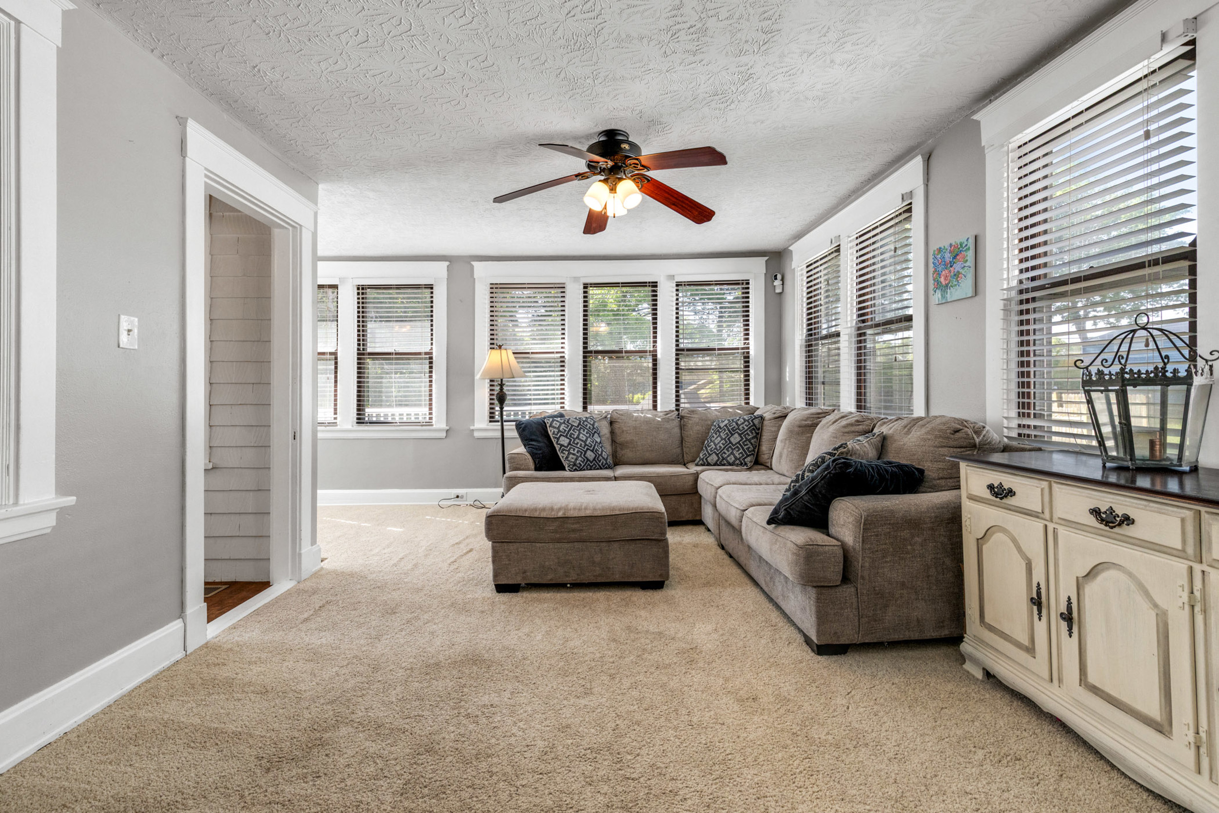 slider-image-number-17