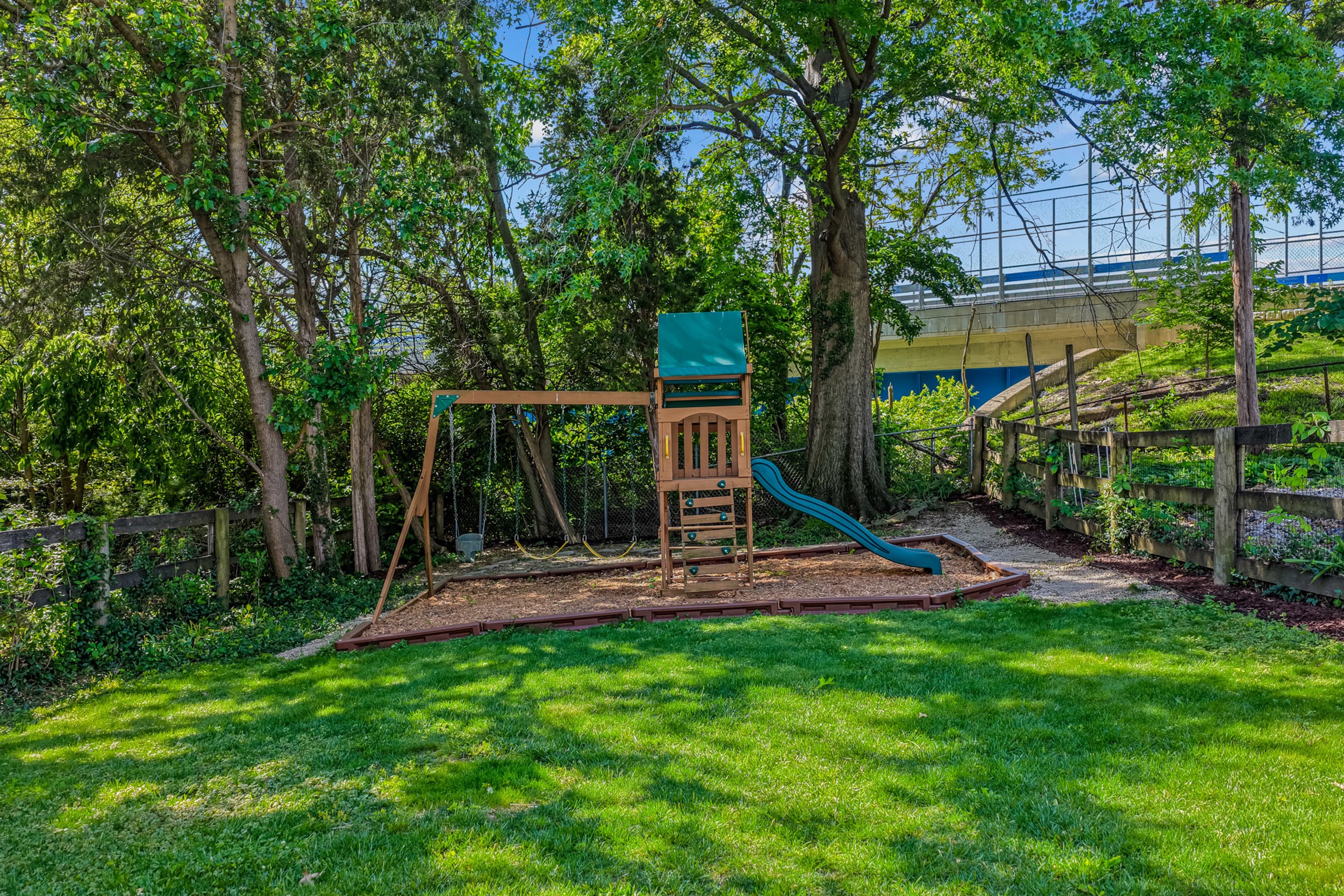 slider-image-number-3