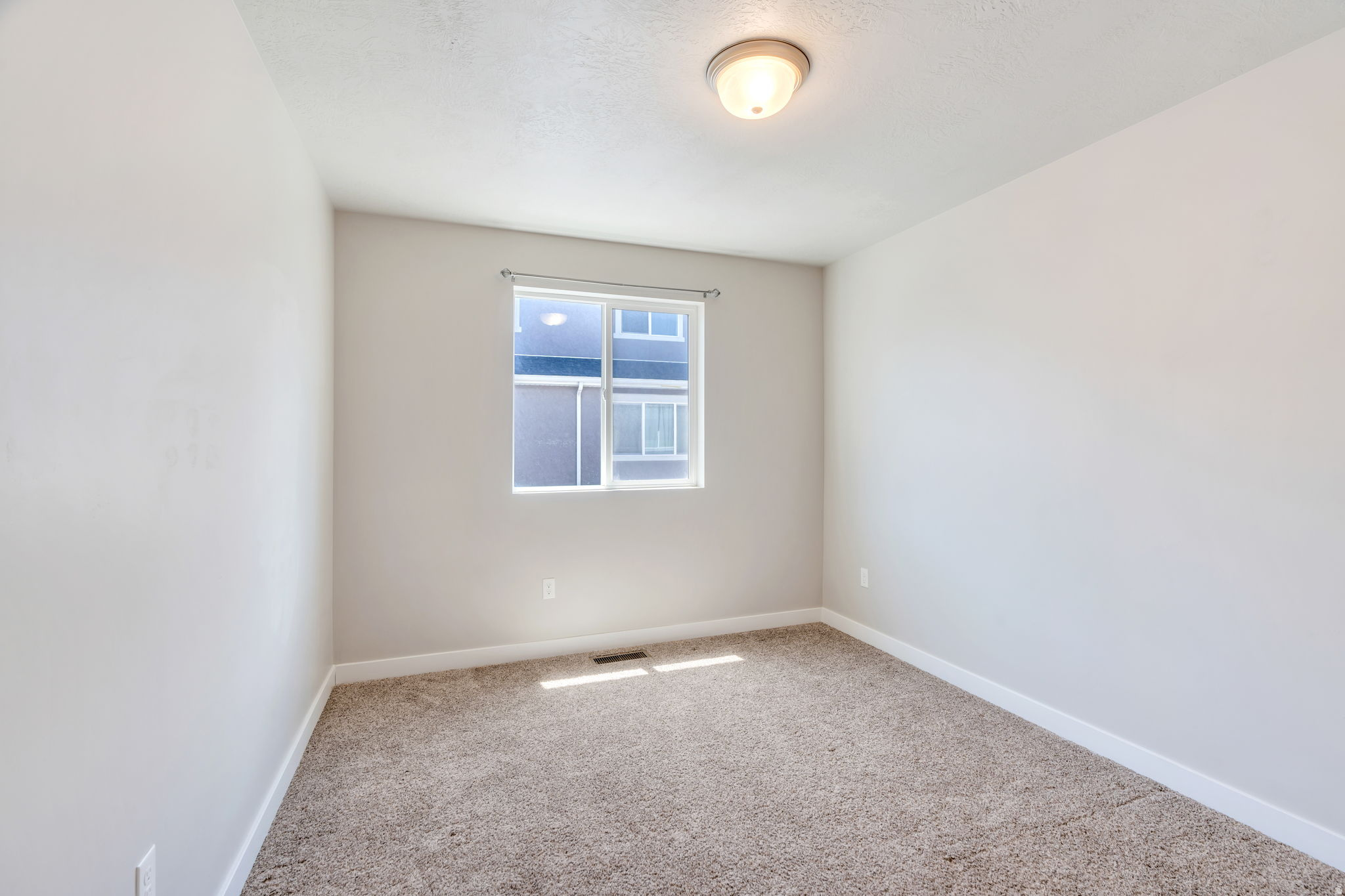 slider-image-number-13