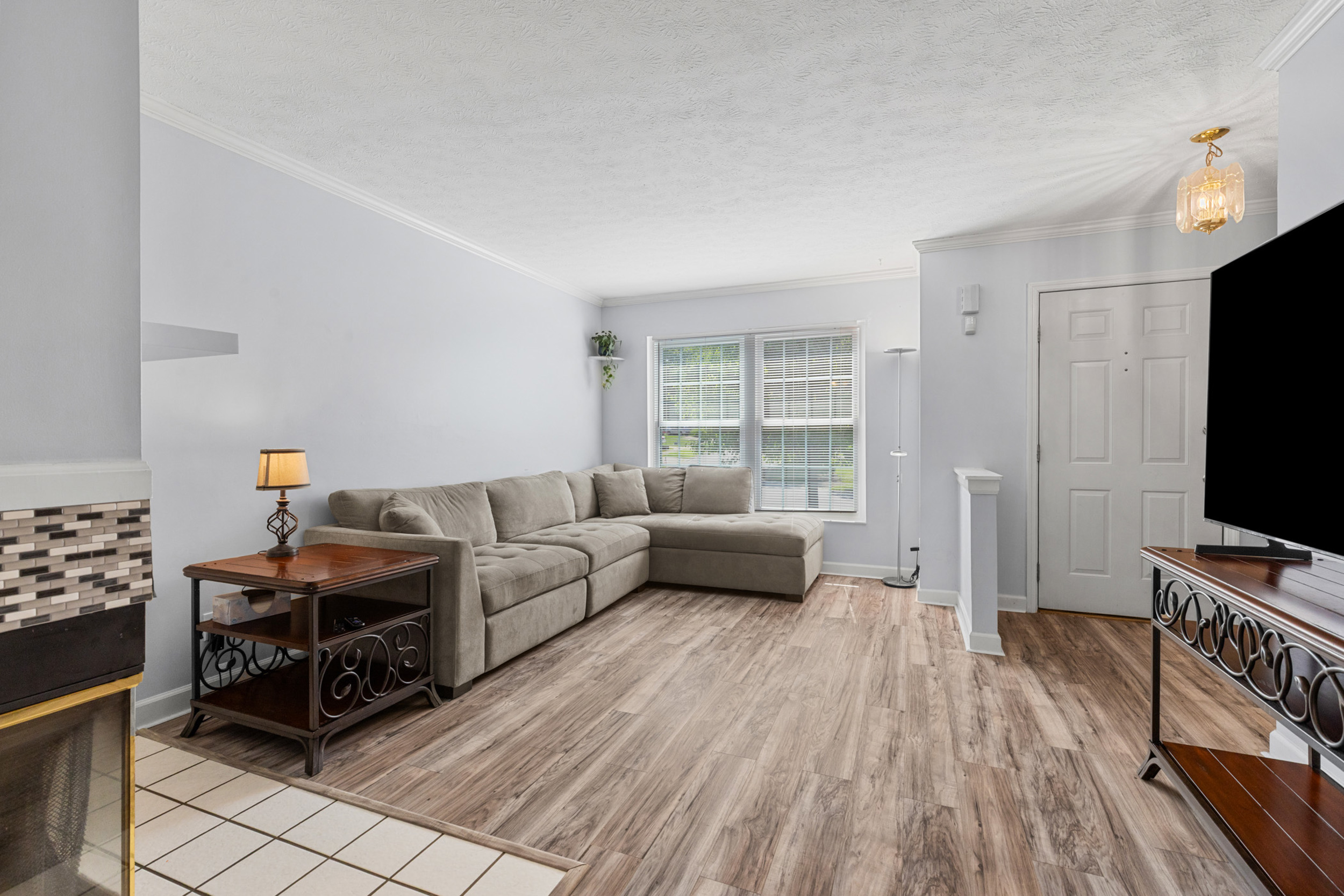 slider-image-number-12