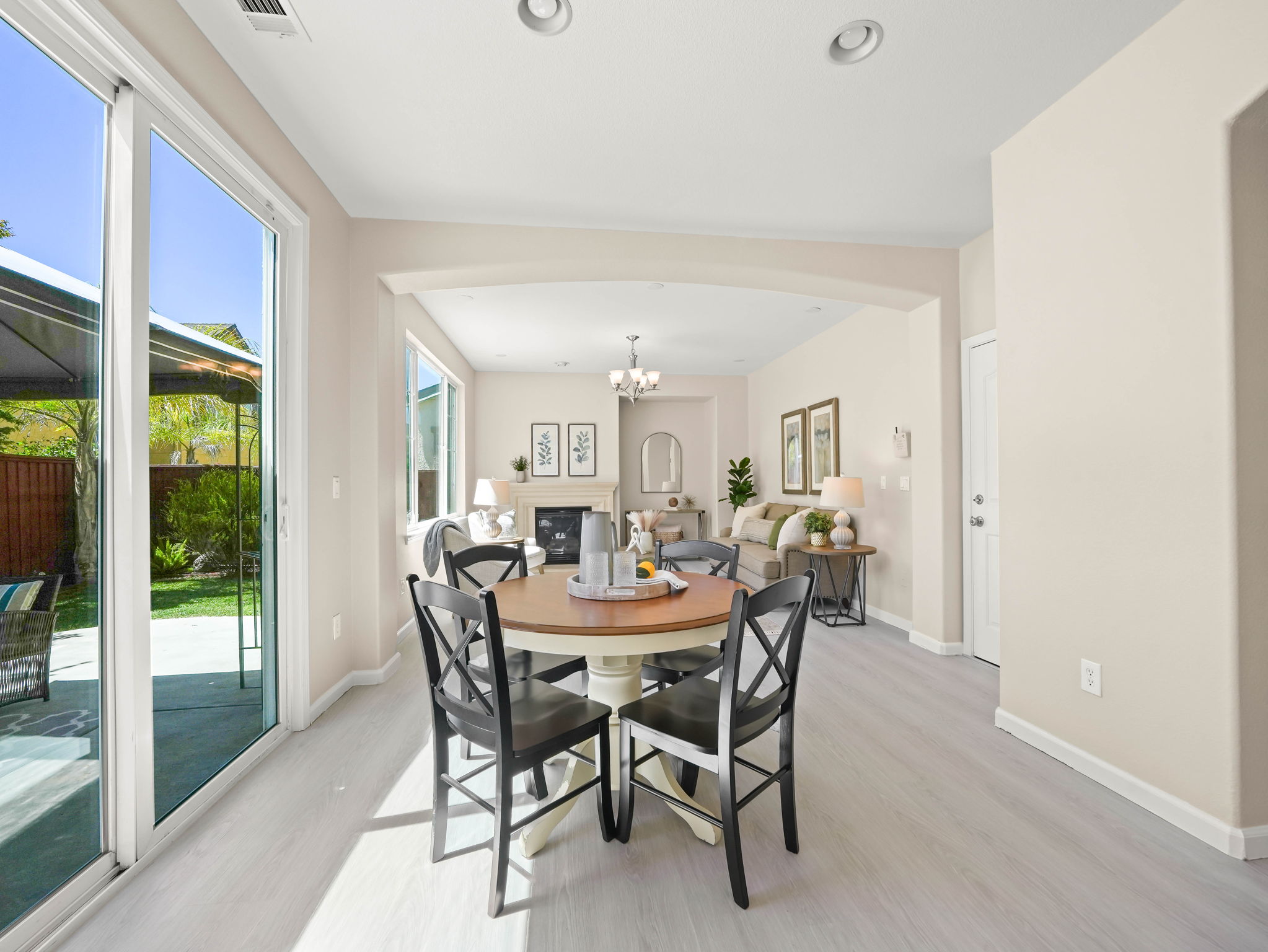 slider-image-number-16