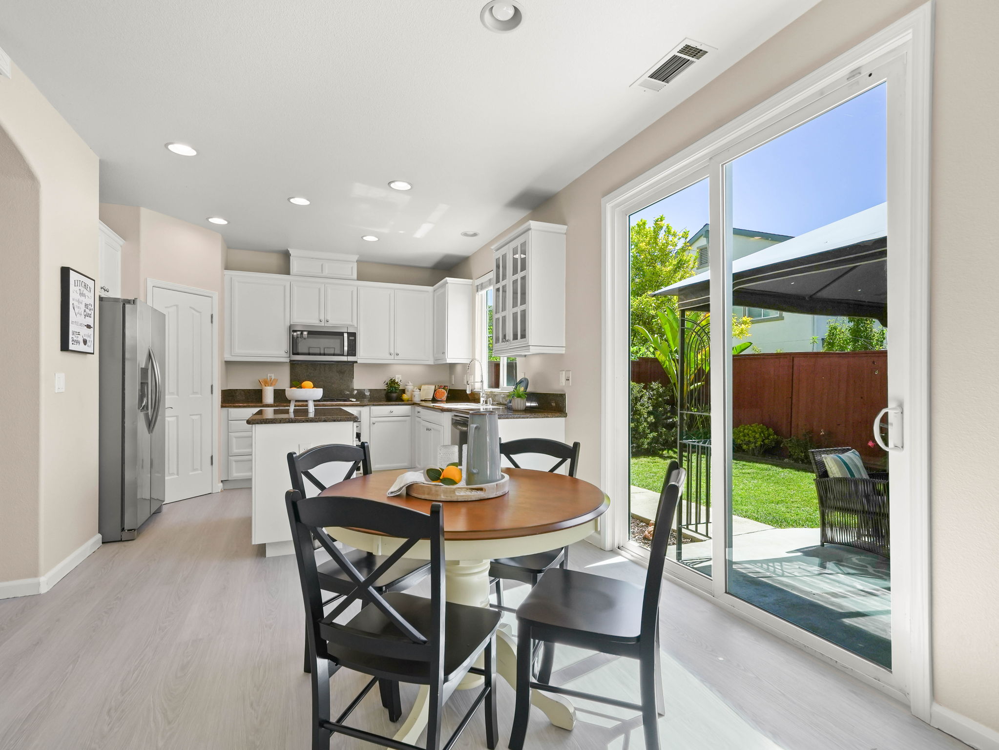 slider-image-number-17