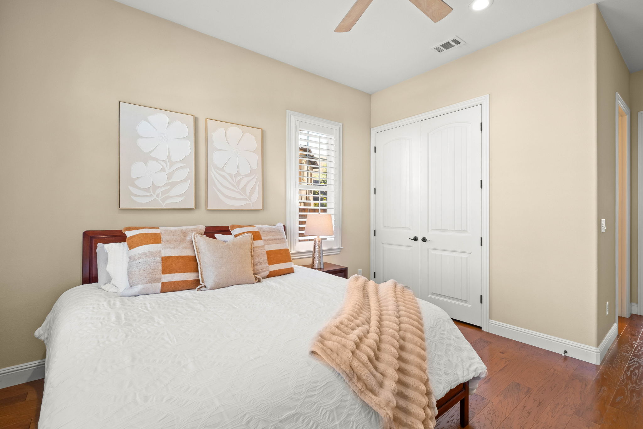 slider-image-number-32