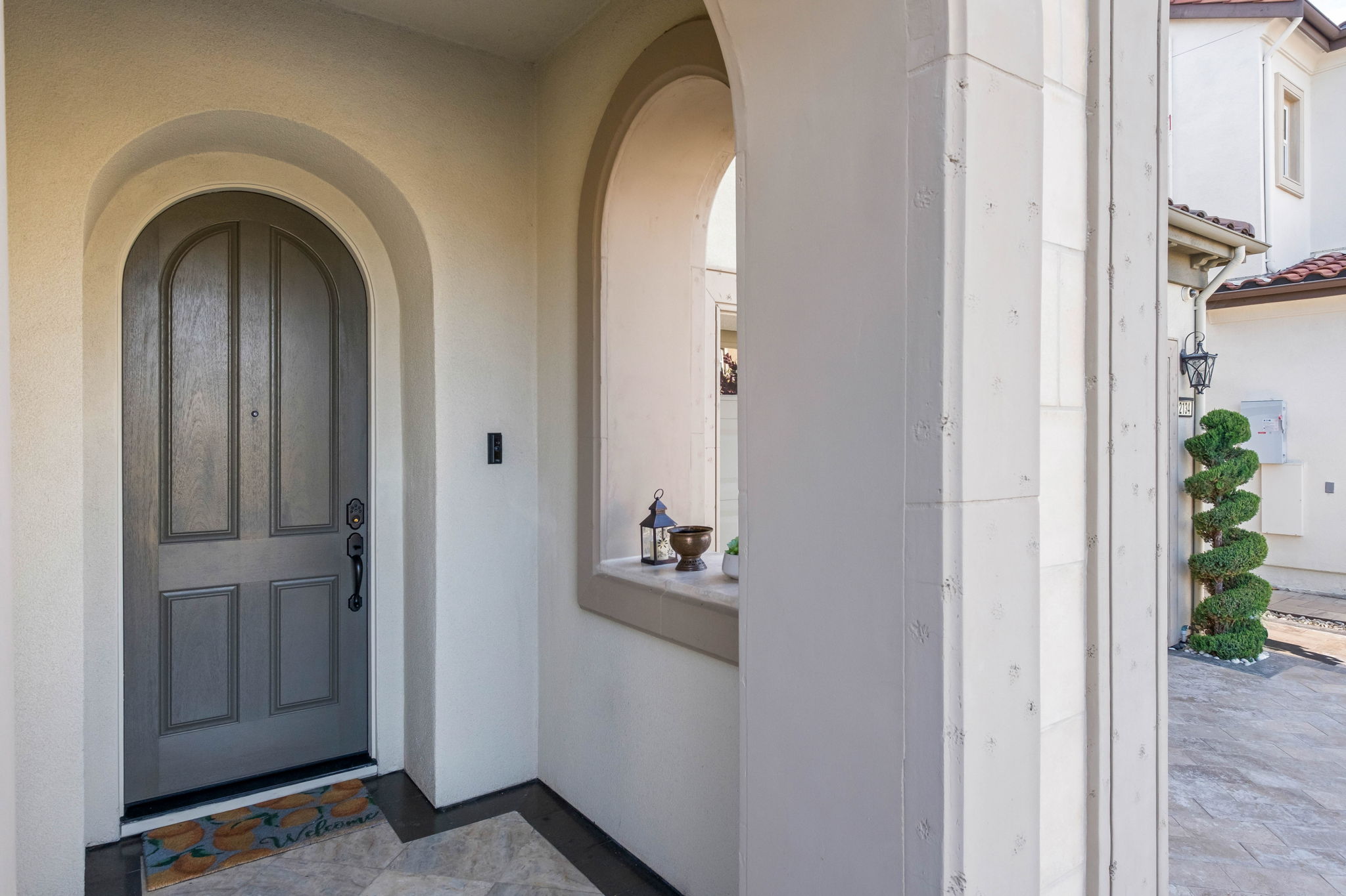 slider-image-number-4