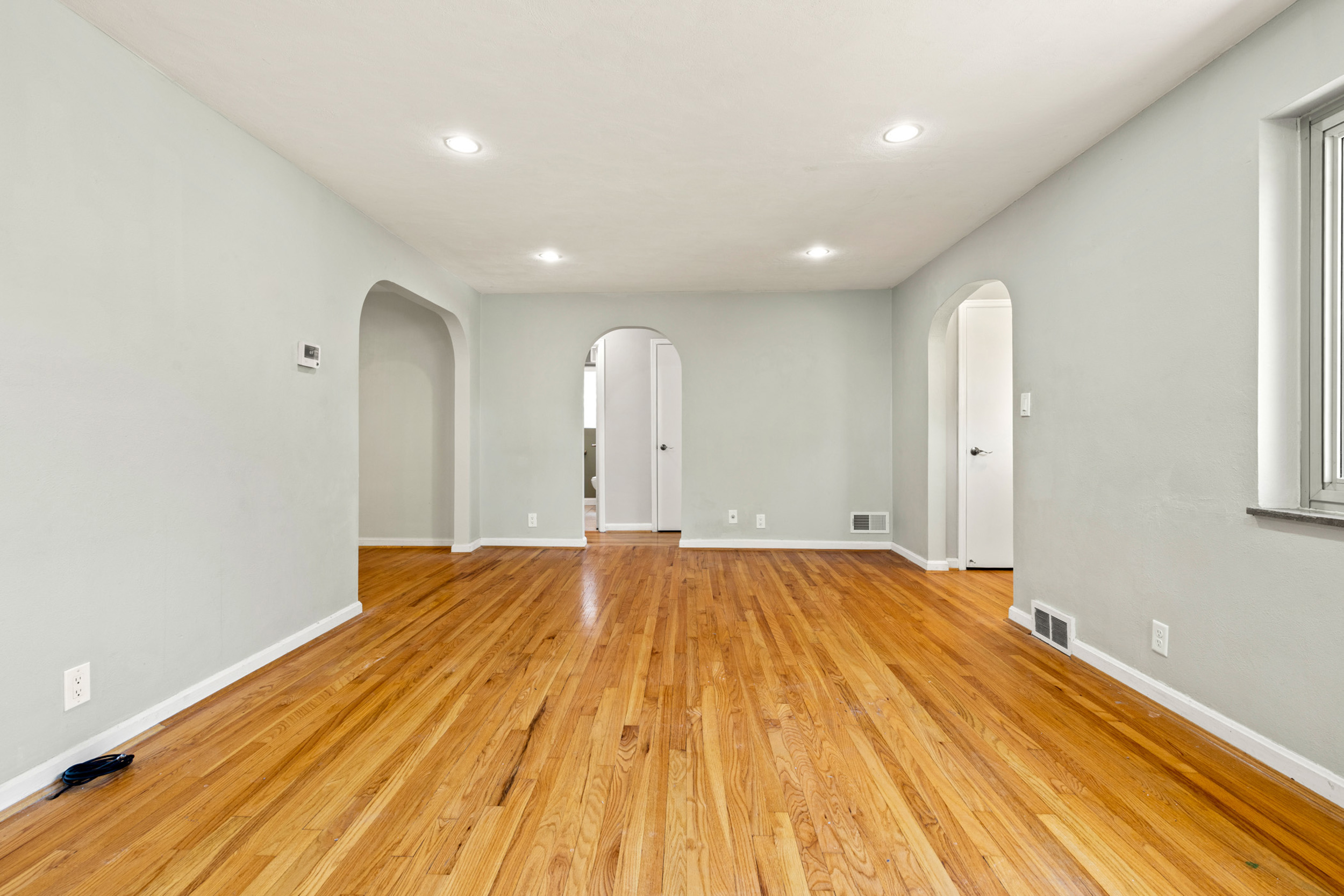 slider-image-number-4
