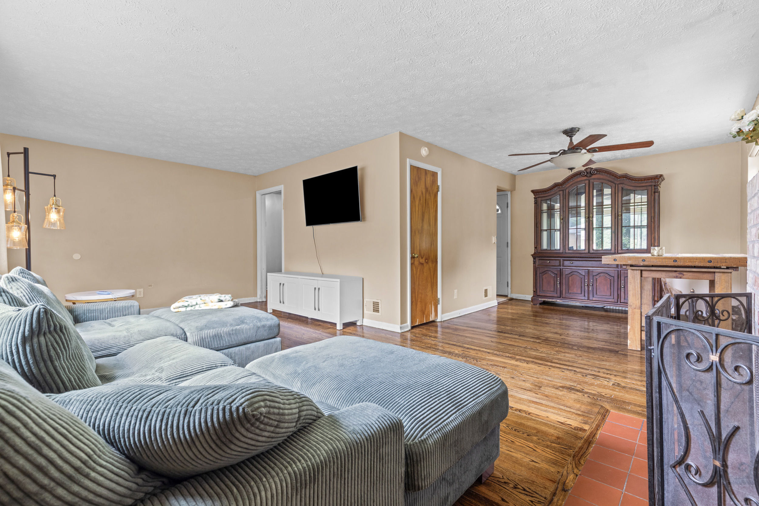 slider-image-number-12