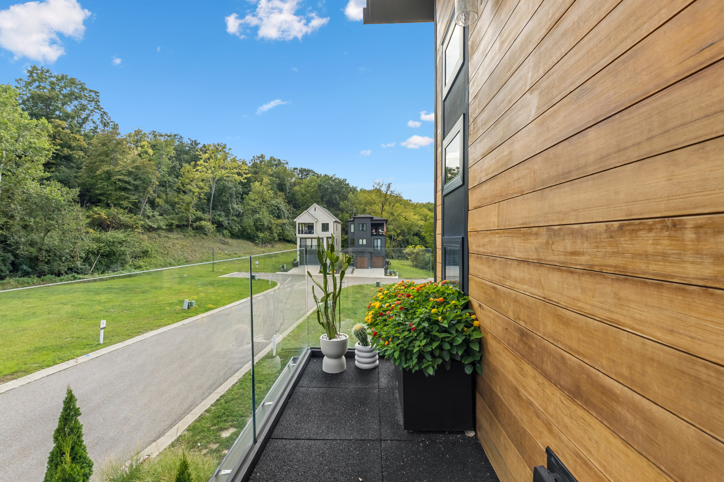 slider-image-number-12