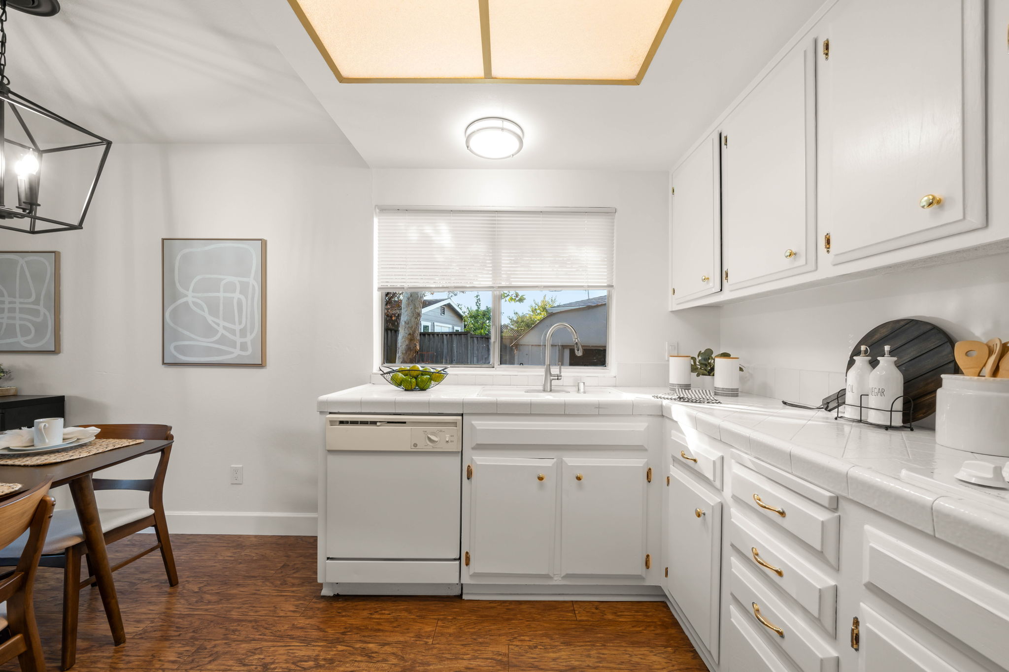 slider-image-number-16