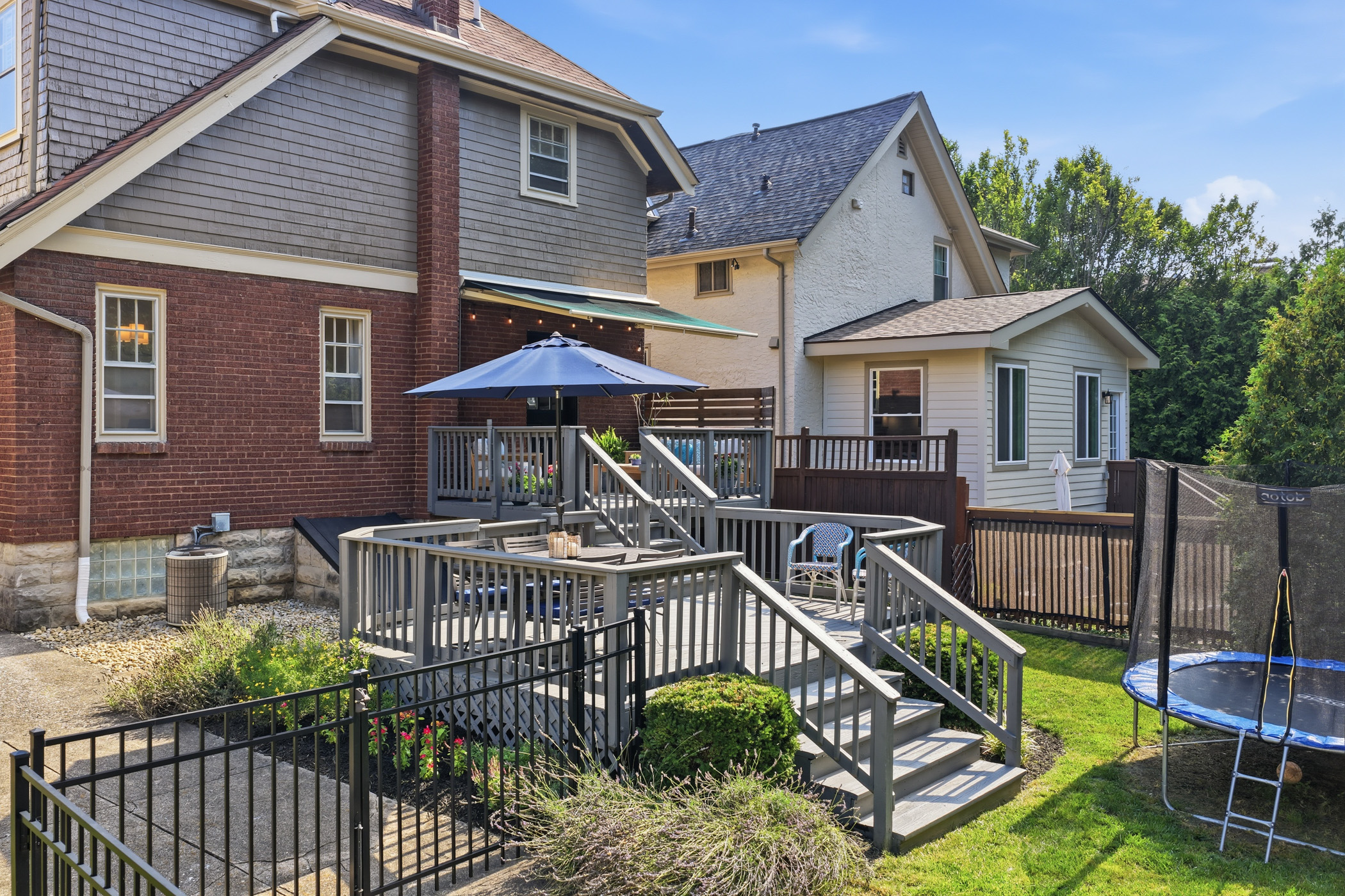 slider-image-number-16