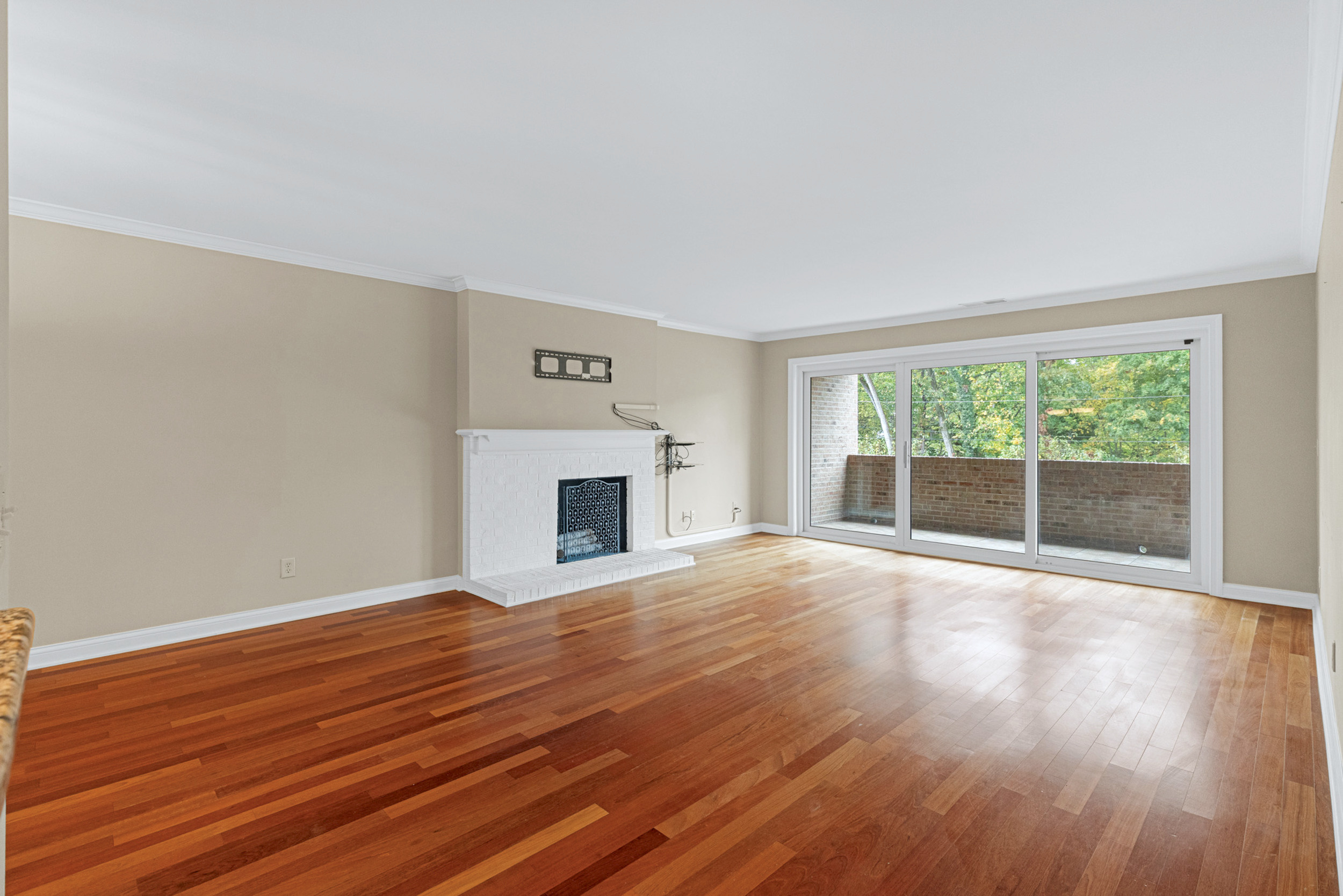 slider-image-number-14