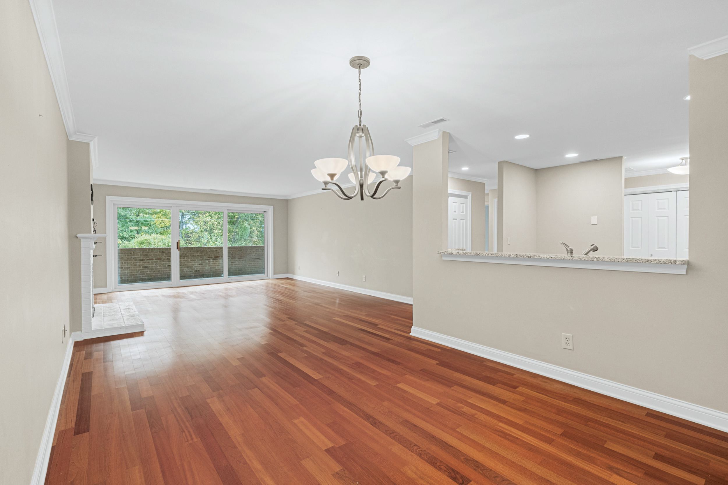 slider-image-number-17