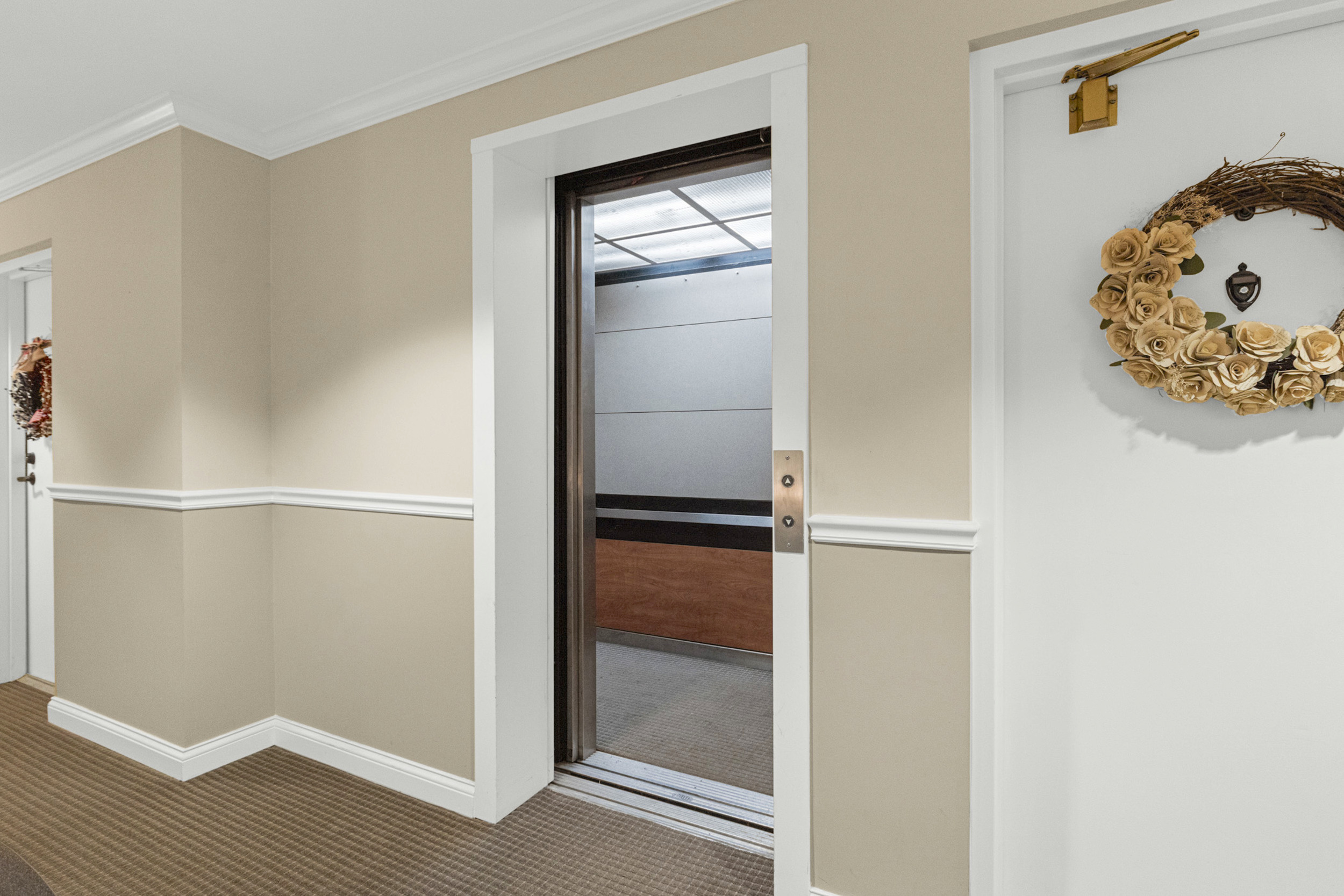 slider-image-number-6