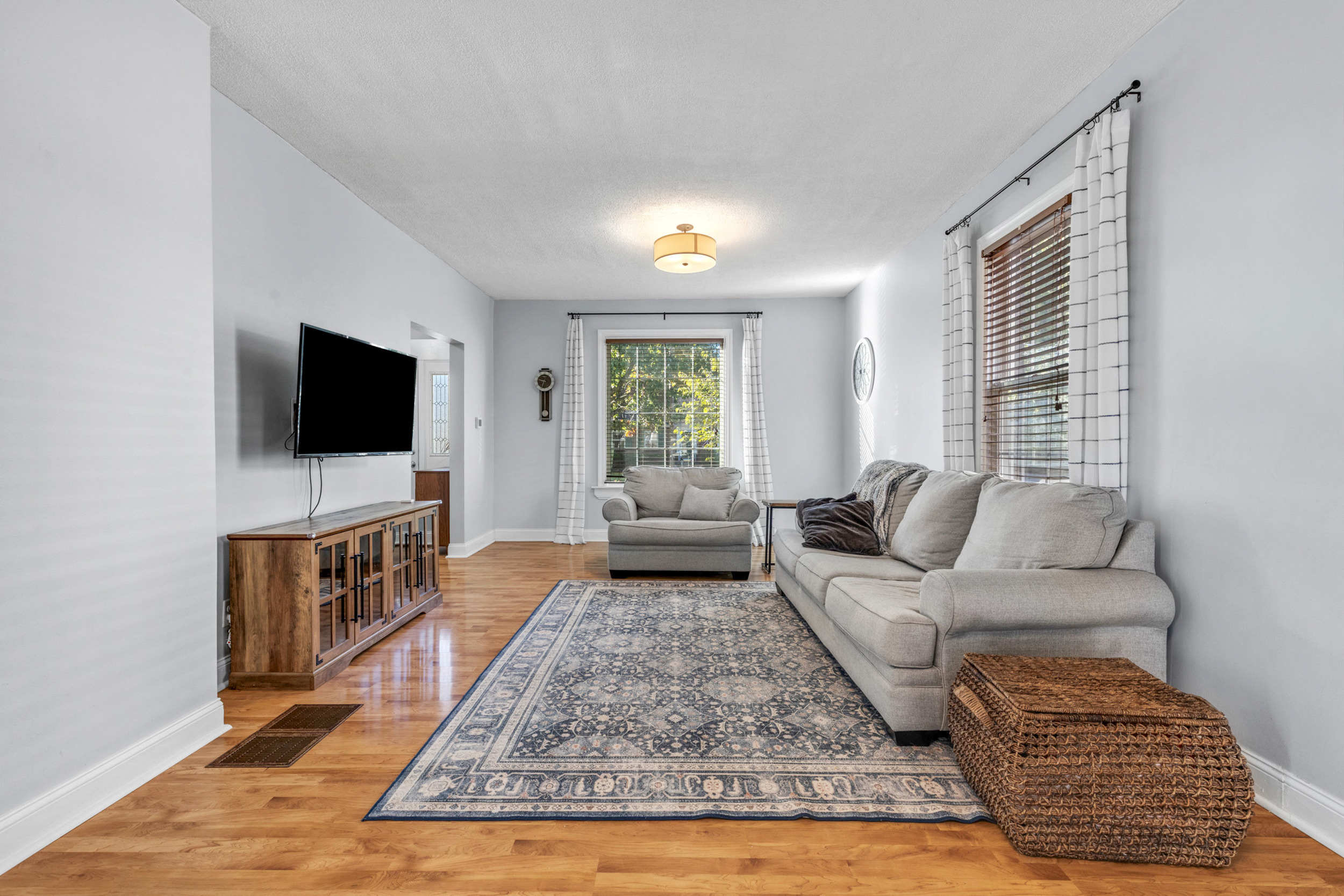 slider-image-number-12