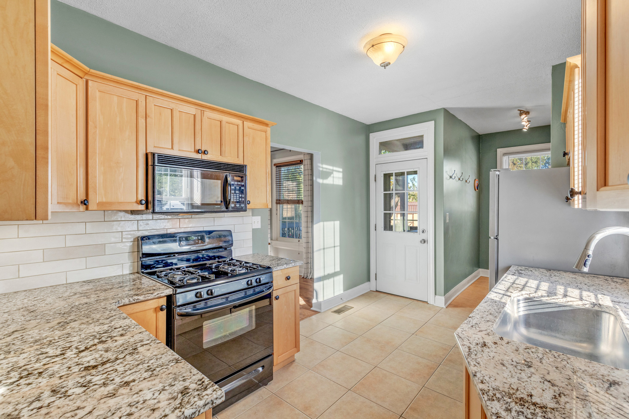 slider-image-number-16
